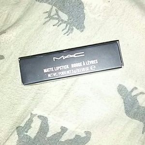 Mac Silly Matte lipstick